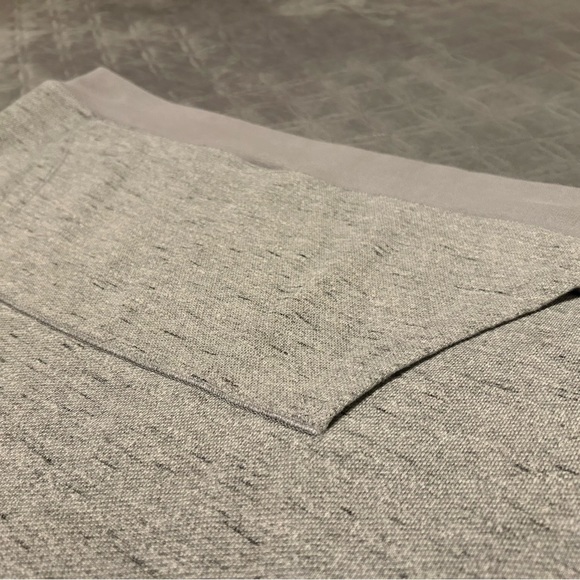 Banana Republic Turtle Neck Sweater - Picture 3 of 3